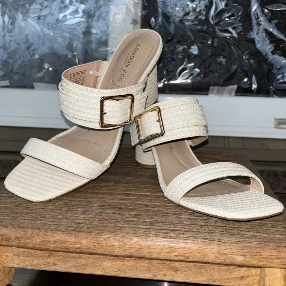 London Fog Cream Vaeda Sandals Womens 7.5 M Chunky Round Heel Buckle Square Toe